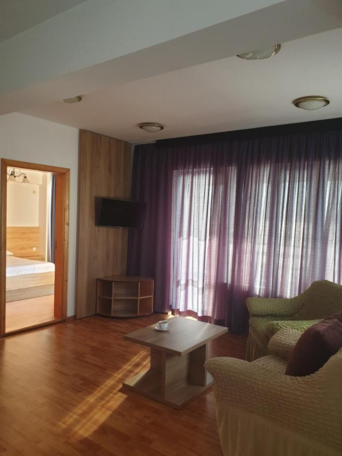Poarta Apelor Hotel Sarichioi Bagian luar foto