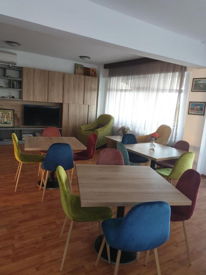 Poarta Apelor Hotel Sarichioi Bagian luar foto