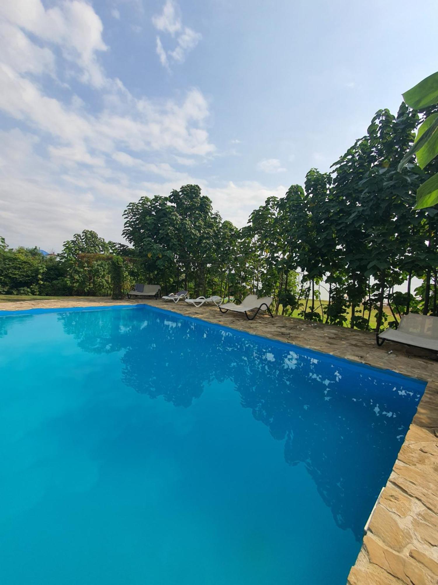 Poarta Apelor Hotel Sarichioi Bagian luar foto