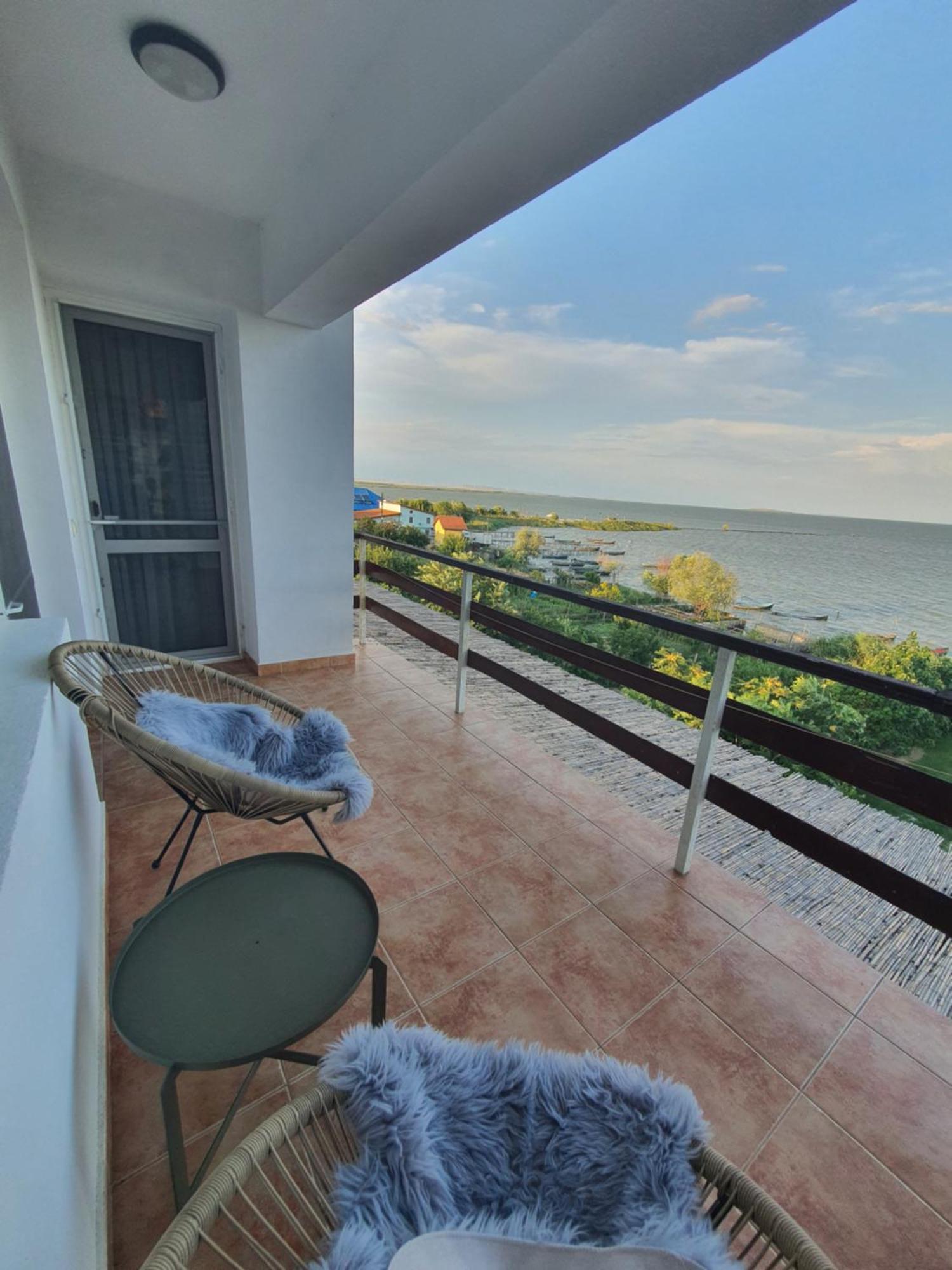 Poarta Apelor Hotel Sarichioi Bagian luar foto